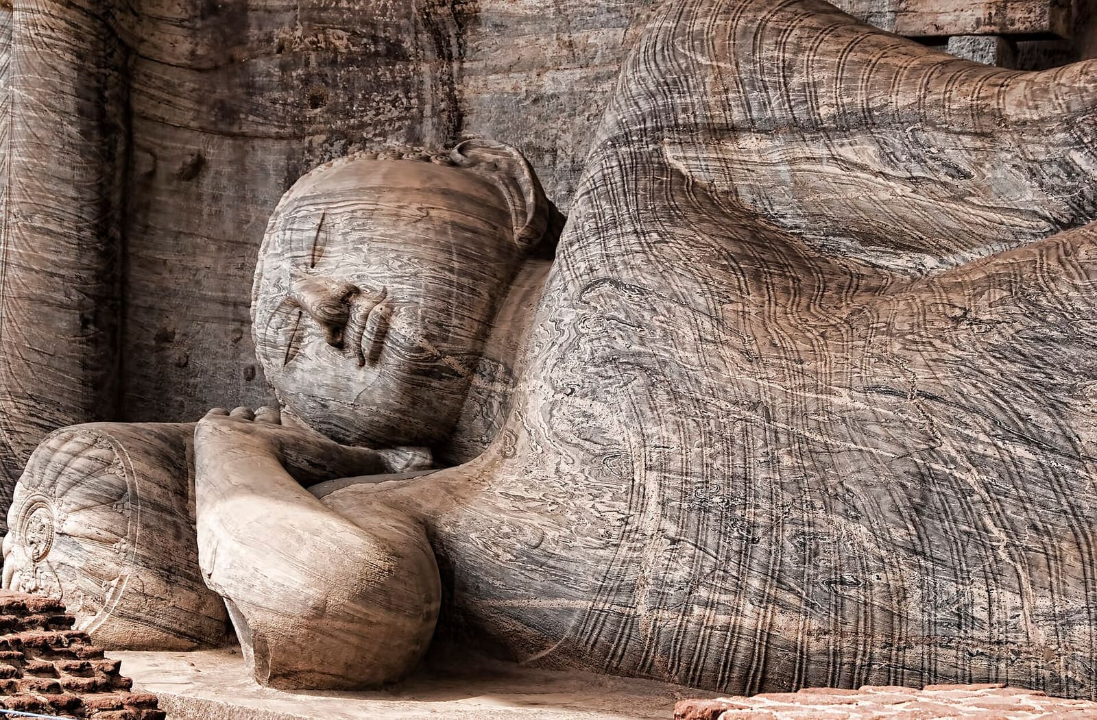 Polonnaruwa & Gal Vihara