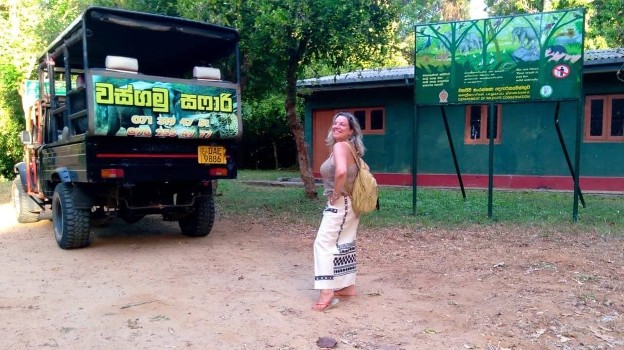 MD Tours guests on safari